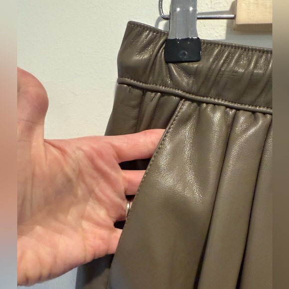 Zara Green Brown Faux Leather Sweatpants Relaxed Fit Joggers size S NWT - Picture 3 of 10